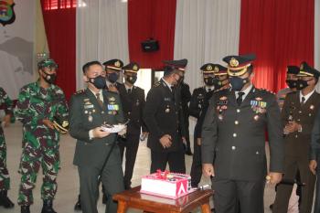 Dandim 0429/Lamtim Pimpin pasukan Gruduk Polres Lampung Timur